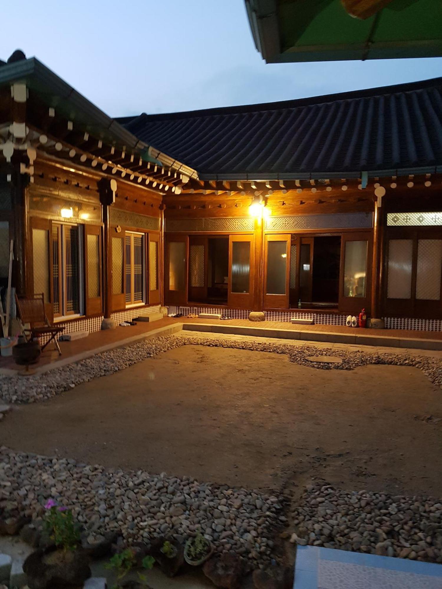 The Hanok Чонджу Экстерьер фото